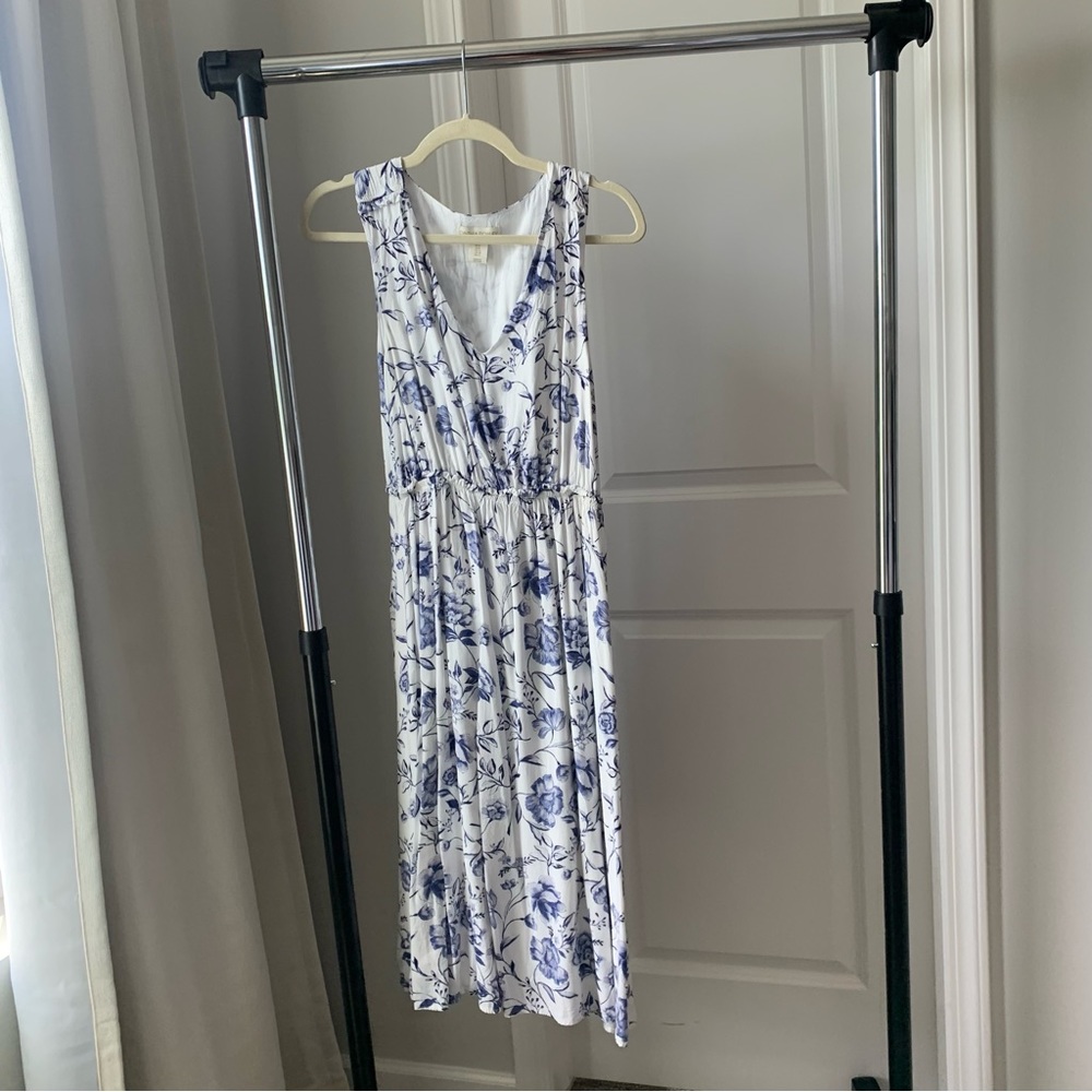 Cynthia Rowley Midi floral Dress, White and Blue in Size 8